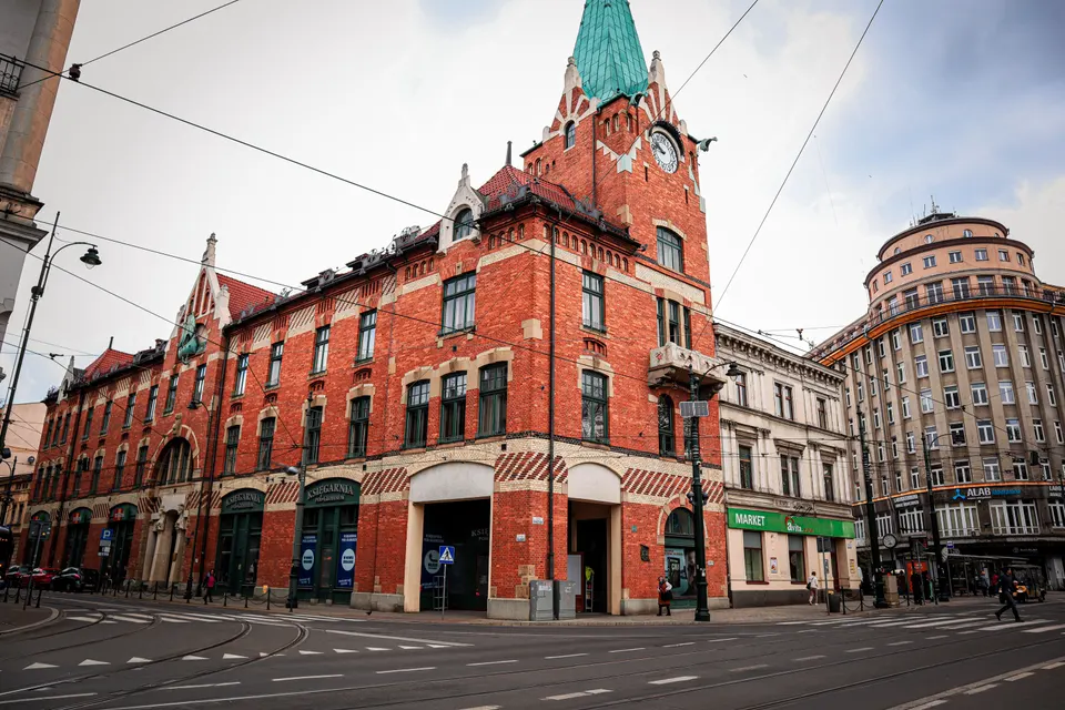 Hull — water damage restoration